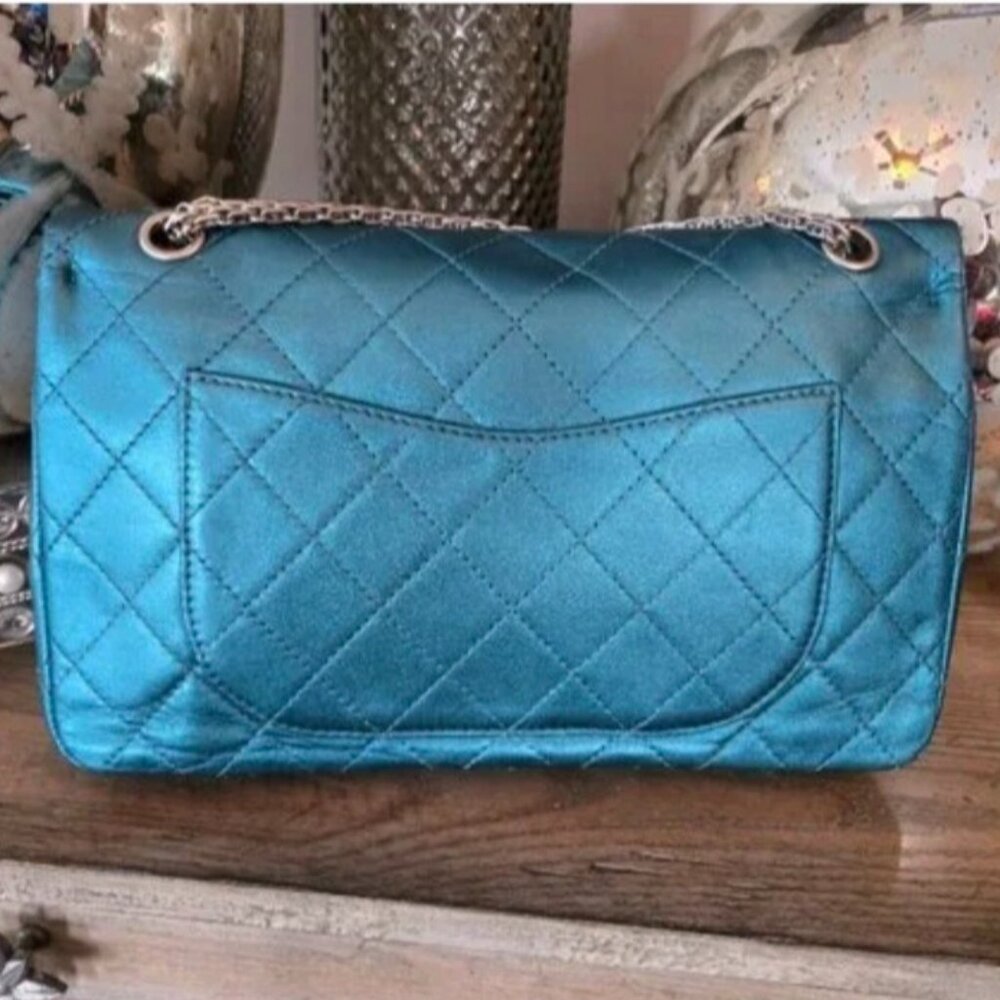 Authentic Preloved Chanel 2.55 Reissue Double Flap Bag - Picture 2 of 5